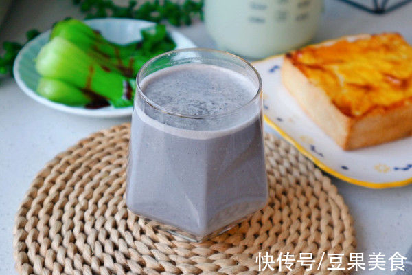 黄豆|从小吃乌发黑芝麻豆浆长大的我，谁敢说我这做法不正宗