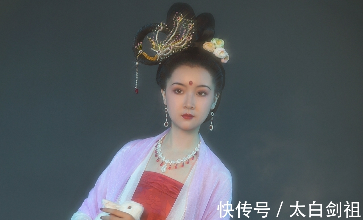 七绝$月·七绝·十首丨思君不忍音尘断,玉兔蟾光两渺茫