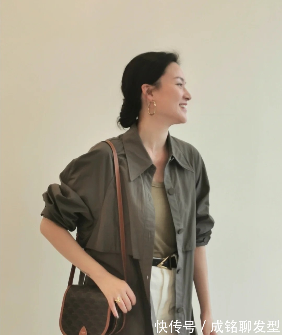 针织开衫|女人过了40岁别穿得花里胡哨,俗气又显老气,其实越简单越高级