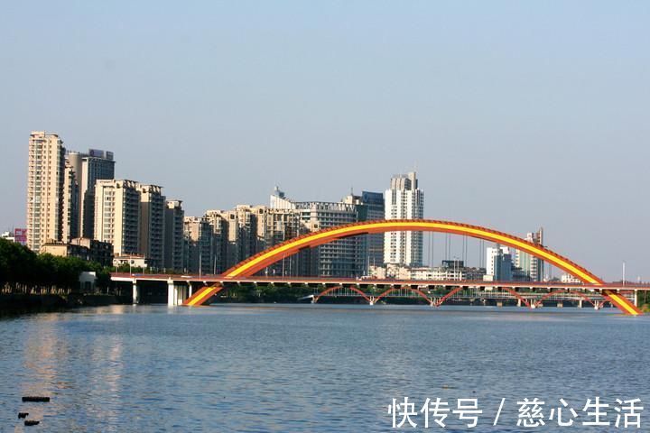 金华|中国的快递第一城,每天寄出2469万件快递,占据全国总量的10%
