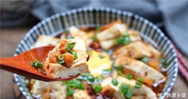 豆腐|豆腐是一种新的吃法,他尝起来又嫩又油,营养加倍味道香