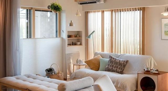 贴膜|越来越多人家里不装窗帘了，现在流行这样装，隐私好大家争着效仿