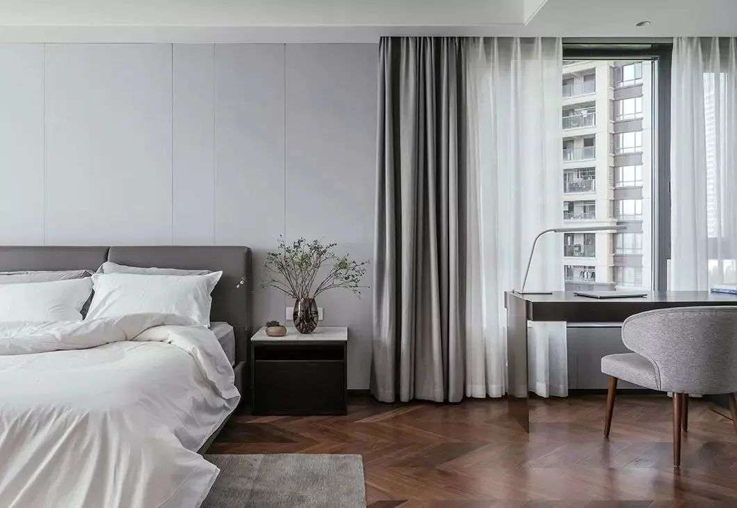 空间|262㎡现代简约大平层，简洁纯粹的空间，生活从容自然