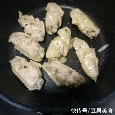 不用一滴油，就能把鸡翅煎的特别好吃