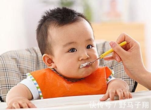 积食|3件事件件像“石头”,压垮娃脾胃,教你1招,强健脾胃清积食