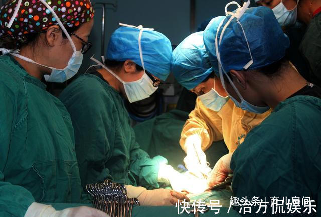 发育不良|顺产三个月后腹部剧痛,并掉出异物,医生检查后怒斥家人无知