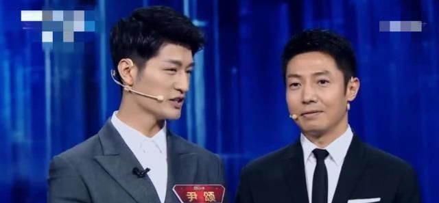 康辉的评论很尖锐,董卿教会了玩家如何表现