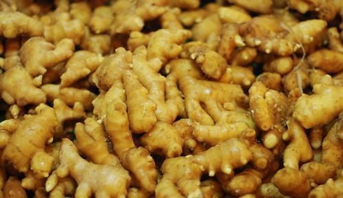 养生|吃姜要不要去皮?吃对养生,吃错伤身,3大禁忌,错一个都不行!