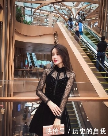 淑女气质,款蕾丝立领,丝绒A字连衣裙穿搭