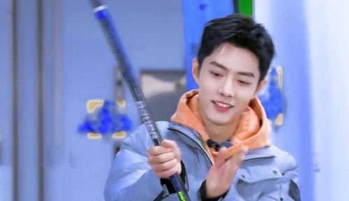 肖战加盟新综艺《冬梦之约》，观众：不愧是正能量偶像！