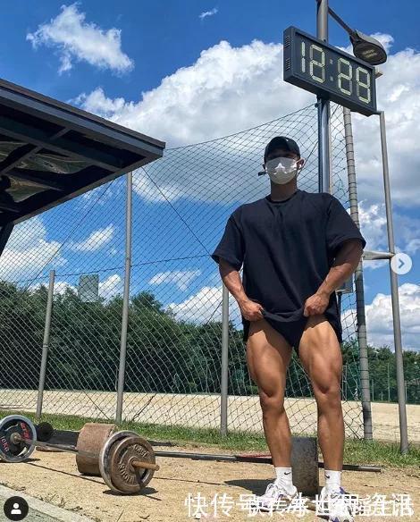 狼狗|韩国小伙爱健身，练出一身腱子肉，从小奶狗变成肌肉狼狗