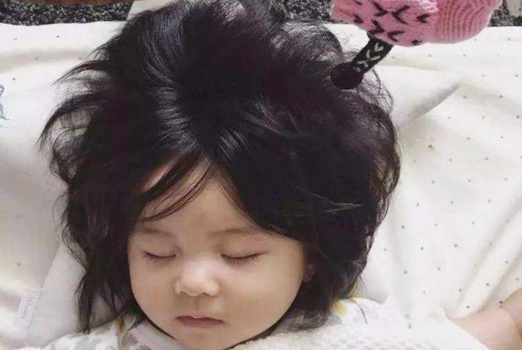 宝妈|“宝宝,你已经8个月了,这发量让妈妈担忧”,网友:我家有同款