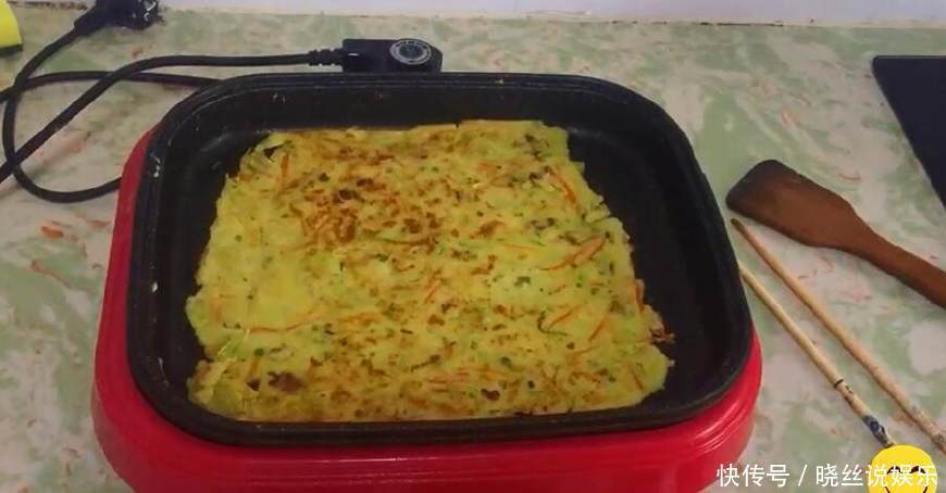 西葫芦最好的吃法,加2鸡蛋不用炒,饭店买不到,老人孩子都爱吃