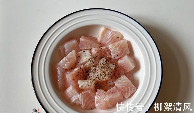 鲜香|夏天碰到这鱼我从不放过，没刺还营养，蒸一蒸鲜香滑嫩，孩子爱吃！