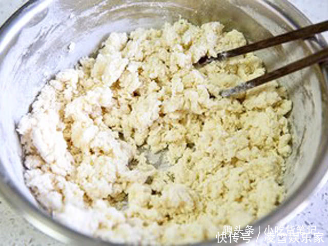 吃货教你大饼冷却后不变硬的方法,只需要一招,再不用吃冷饼子了