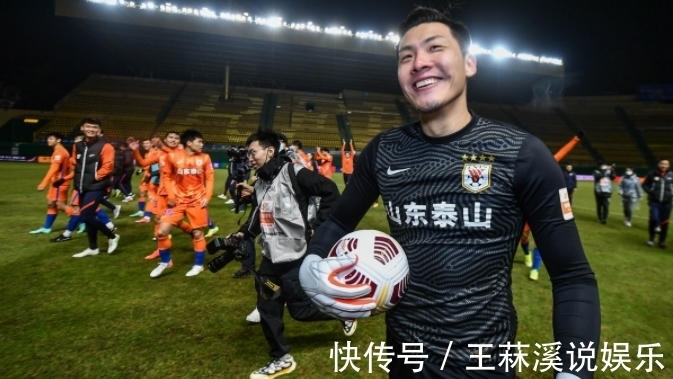 沙特队|李霄鹏国足首发浮现!鲁能帮领衔,主打传中+防反,4轮有望拿8分