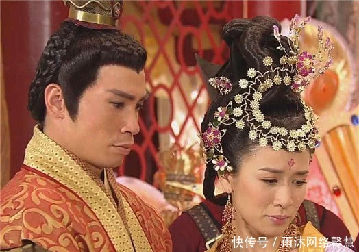 傻子|太监扶持“傻子皇帝”做傀儡，皇帝登基，下的第1道圣旨惊诧众人