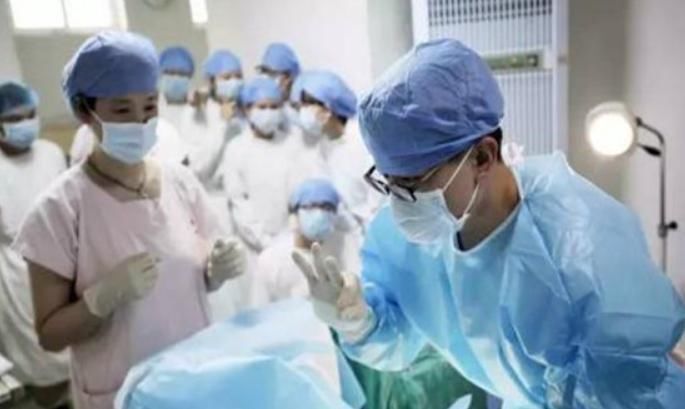 巨婴症|当代女性抗拒顺产,助产士说出背后真相,你还会选剖腹产吗