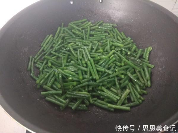 它是天然钙库,牛奶钙片不及它,儿子隔天吃1次,16岁1米8