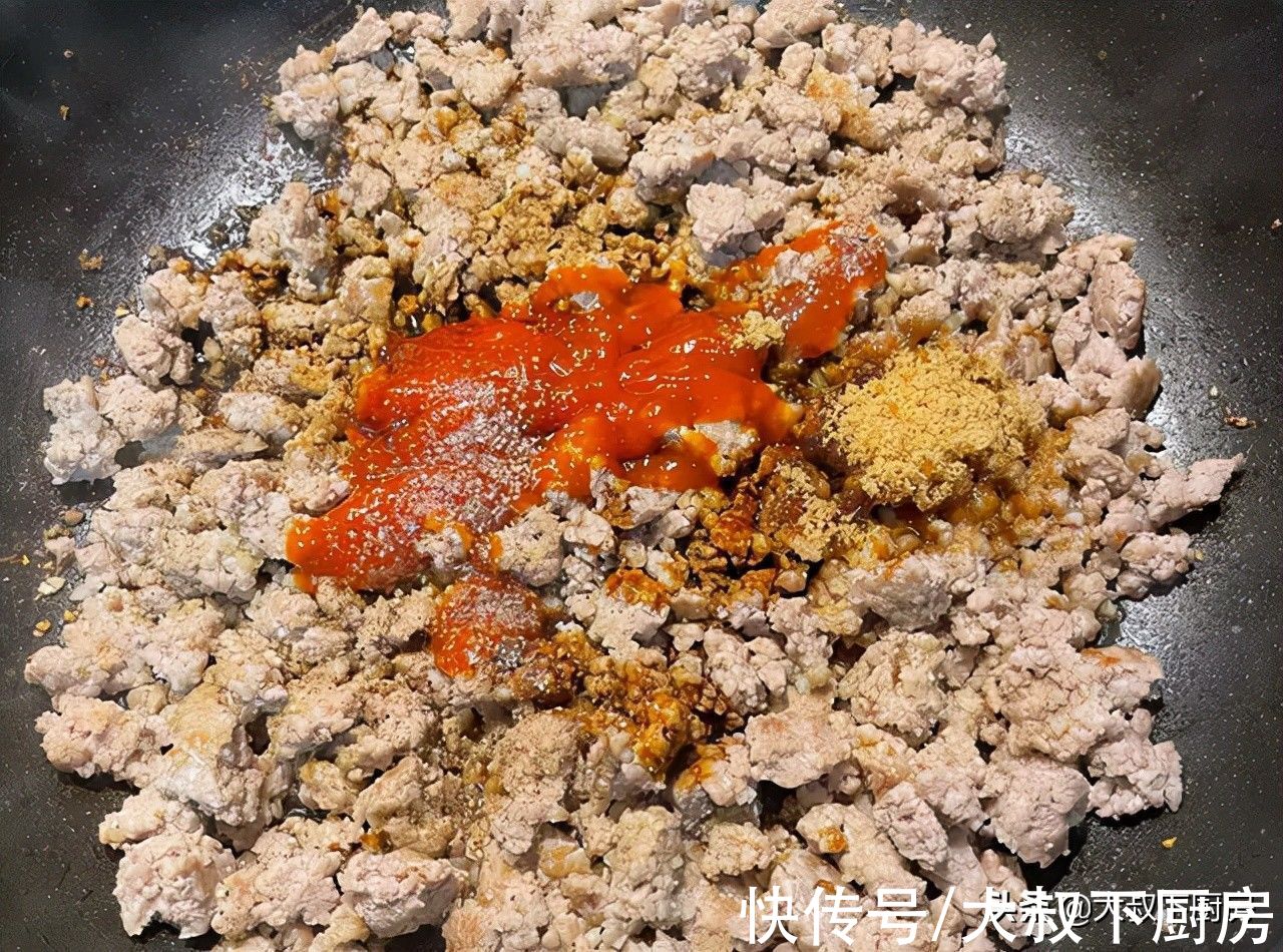 上班快手午餐!大叔教你肉末炒蛋,香气扑鼻,简单易学,超下饭