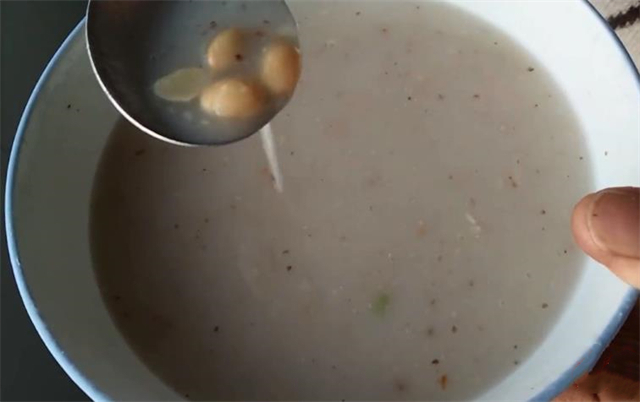 面粉|陕西人最爱喝的油茶,咸香好喝还暖胃,自己在家做很简单一看就会