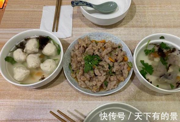 孙红雷晒工作餐看着真过瘾，每道菜都超有食欲，隔着屏幕流口水