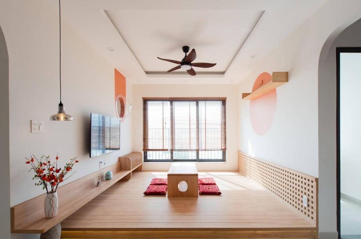 收纳|78㎡“去客厅化”，扔掉沙发靠墙打5cm高地台，一家5口越住越宽敞