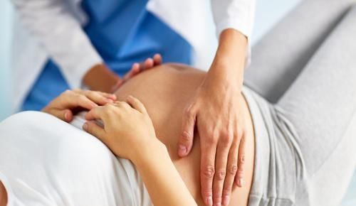 相声|生娃遇到东北医生是啥体验?孕妈有话说,顾着听相声,忘了来干啥