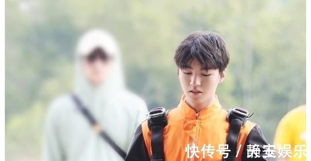 近期最火综艺大洗牌:密逃没上榜,恰好是少年第5,榜首雷打不动