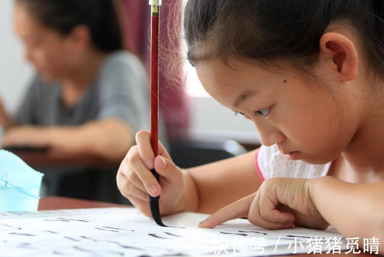 特质|孩子是不是读书的料,从小就能看出来,一般都有3个特殊怪癖