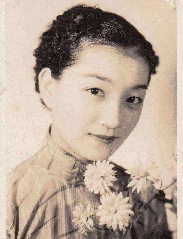 民国“情圣”徐志摩恋爱秘籍大公开,林徽因,陆小曼究竟有多美