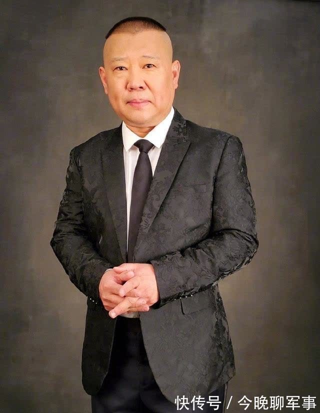 笔墨$郭德纲大年初五写书法,艺术水平谈不上高,稚气十足不用粉丝买单