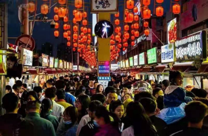 贺兰山·漫葡小镇|宁夏推出首批自治区级旅游休闲街区，这五条街区上榜！