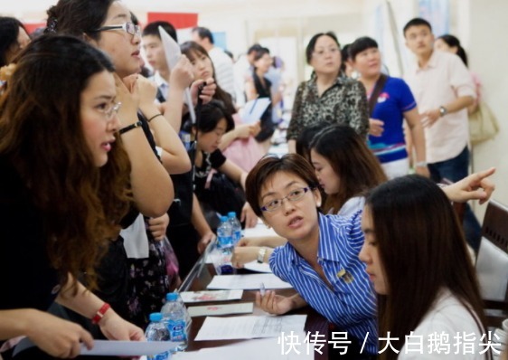 薪资|回国后，薪资开到4500，这位留学海归表示不满：我留学都花了140万