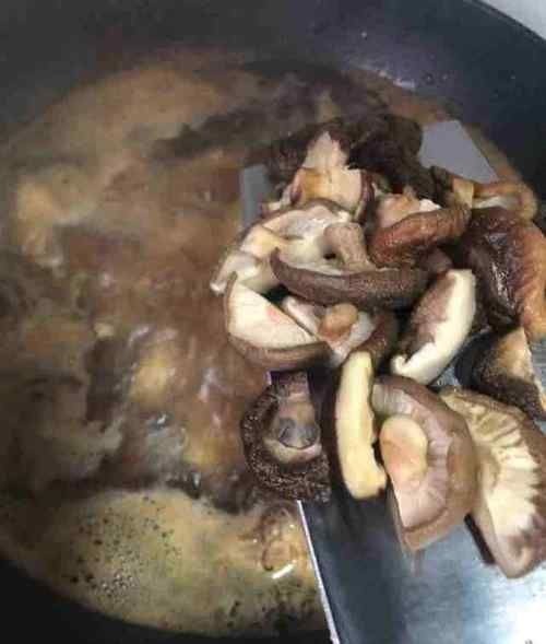 鸡身上最脏的部位，里面含有大量金属，白给都不要，一般人不知道