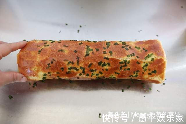 面片|百吃不厌的肉松面包卷,12分钟出炉真省事,早餐可要有口福了