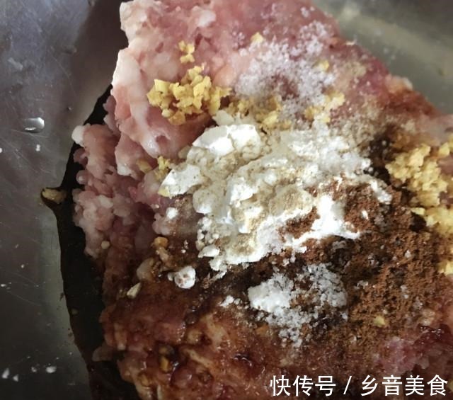 香煎藕盒,莲藕这样做,全家都爱吃!