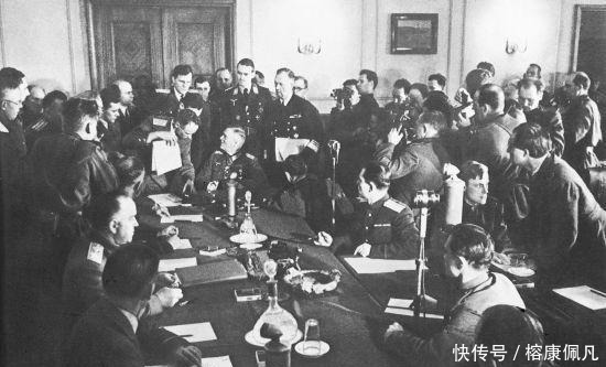 游街|二战结束前苏联让百万德军俘虏游街, 一边走一边拉!