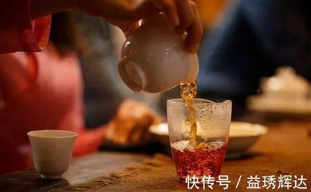 睡眠质量|失眠最怕此物,每天吃1点,养心安神,促进睡眠,安睡8小时到天亮