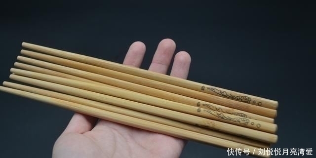 杀菌|每天用清水洗筷子,比没洗更脏,教你一招,筷子干净又杀菌,真棒