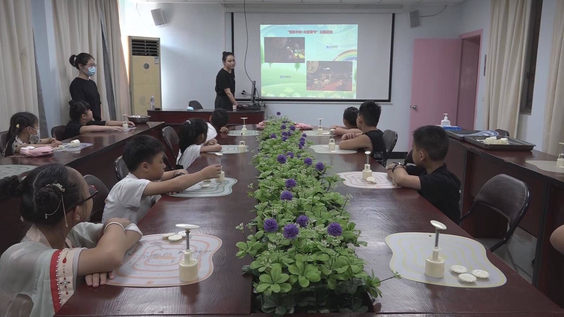 苍南|苍南：情暖中秋佳节 关爱留守儿童