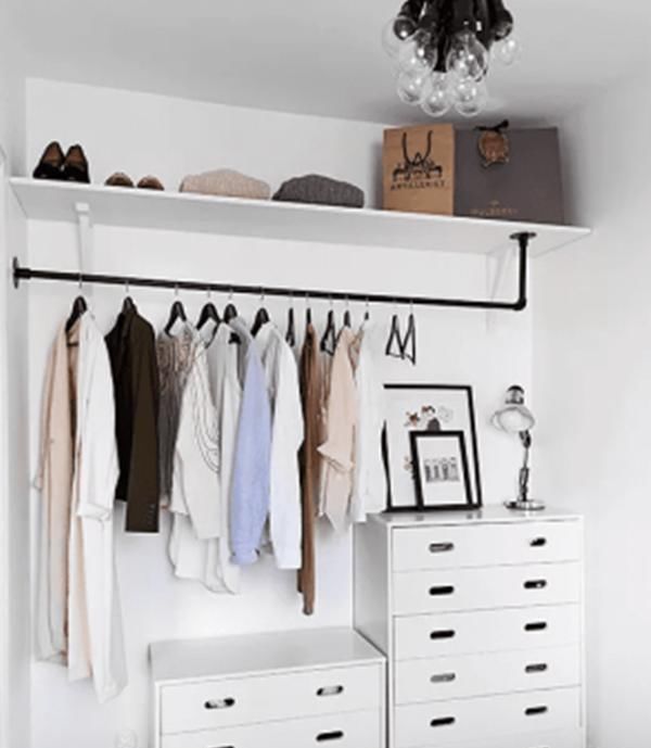 家里没有衣橱用这7个方法,收纳井井有条,一点也不输日本主妇