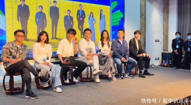 杨颖生图曝光颜值崩盘,越来越像刘晓庆,网友:都是医美惹的祸