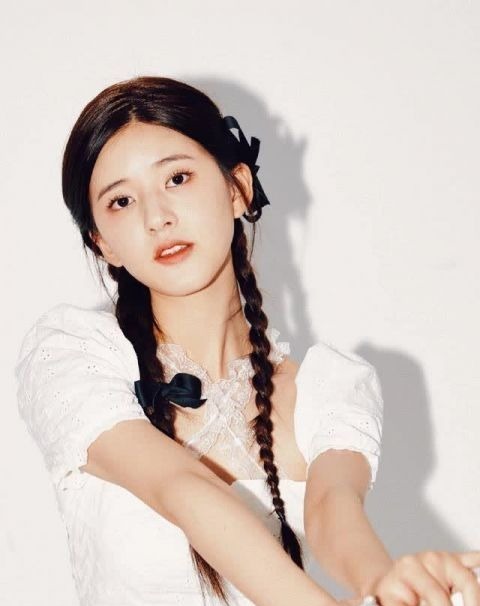 脸型 做了明星同款发型却不够惊艳?记住以下4个细节,抓住精髓并不难