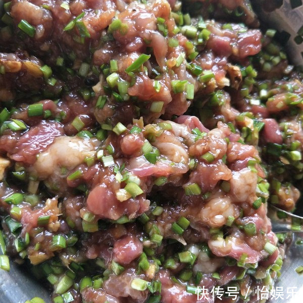  冬天用它包饺子，比猪肉白菜还鲜美，实惠又营养，一顿半斤不够吃