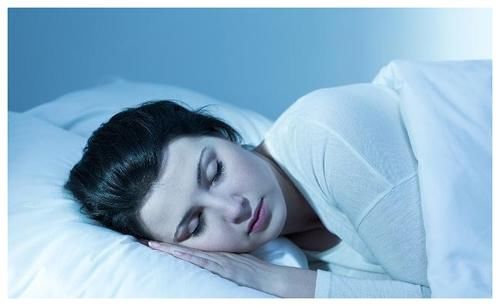 心肺功能|“心脏”好的人，晚上睡觉一般有4个“表现”，中1个也恭喜你！