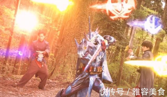 圣刃|假面骑士圣刃龙狮灯形态官方设定 圣刃的真最终形态 轻松秒所罗门