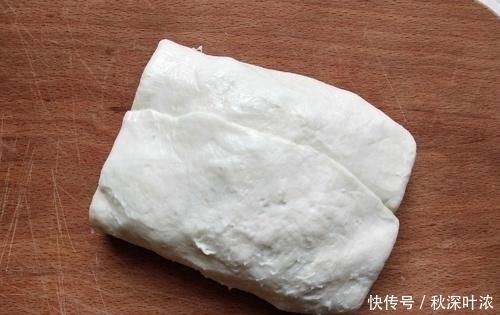 营养|早餐,我家常吃这种饼,不用揉面,5分钟搞定简单省时有营养