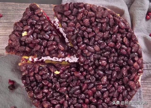 分享一款孩子爱吃的红豆松糕，香甜味美，松软营养，好吃又解馋