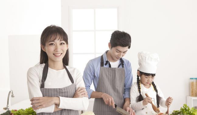 热水泡脚|想长寿,靠自己,最新公布的六大增寿习惯,第一名并不是健身